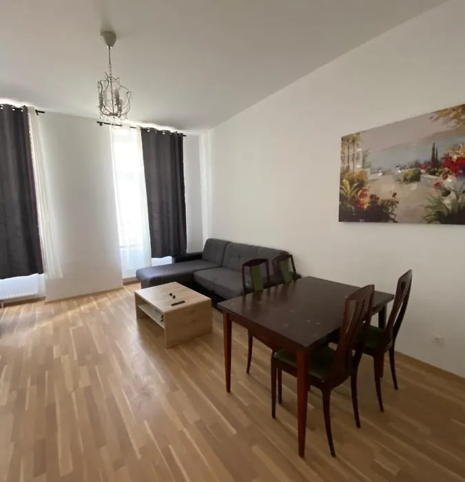 Niceapartmenthollergasse 8 Vienna